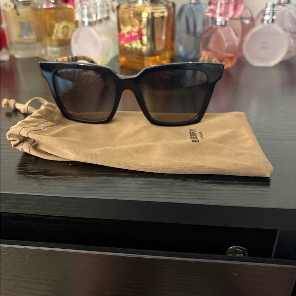 Burberry Black Sunglasses